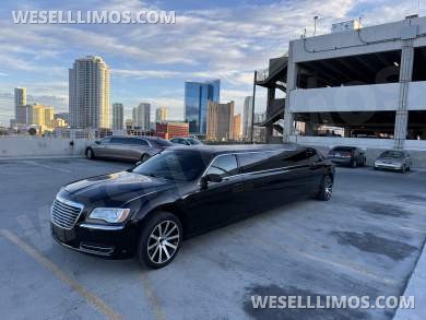 2014 Chrysler 300 Executive Coach Builder 120” 10 Passenger Limousine