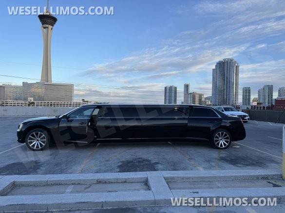 2014 Chrysler 300 Executive Coach Builder 120” 10 Passenger Limousine