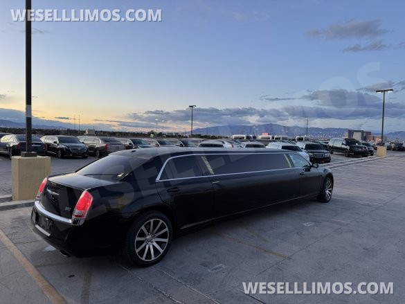 2014 Chrysler 300 Executive Coach Builder 120” 10 Passenger Limousine