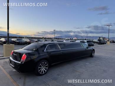 2014 Chrysler 300 Executive Coach Builder 120” 10 Passenger Limousine