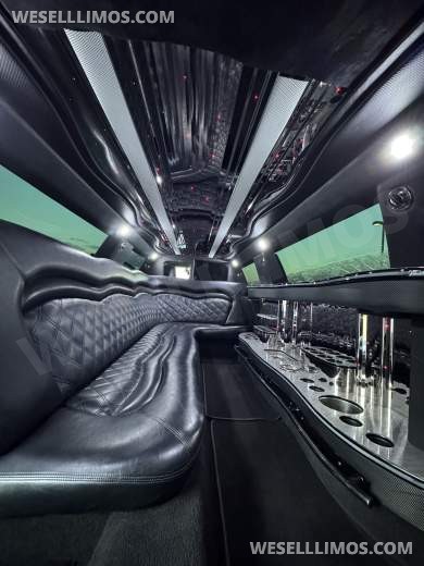 2014 Chrysler 300 Executive Coach Builder 120” 10 Passenger Limousine
