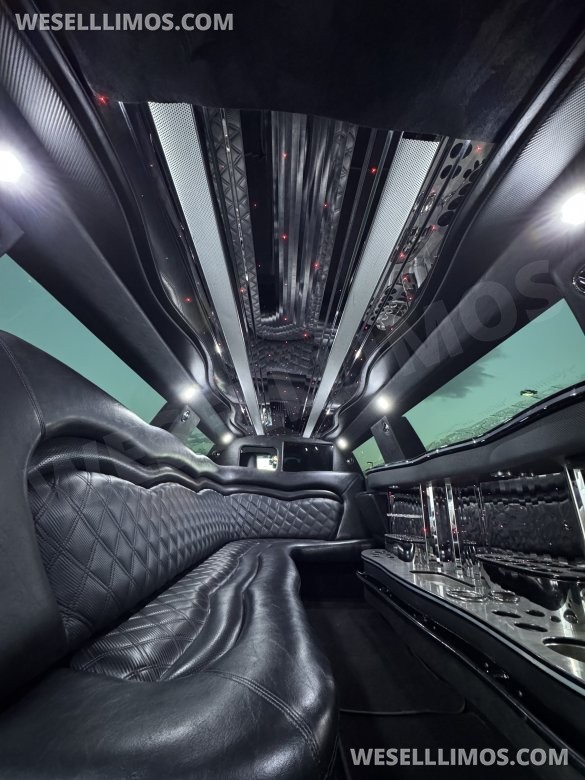 2014 Chrysler 300 Executive Coach Builder 120” 10 Passenger Limousine