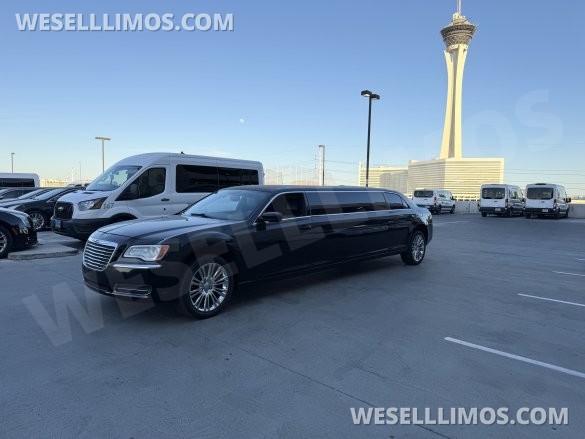 2014 Chrysler 300 Executive Coach Builder 7 Passenger Limousine**Priced to Sell**