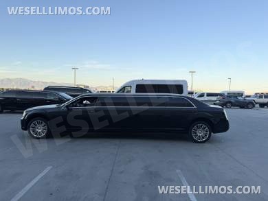 2014 Chrysler 300 Executive Coach Builder 7 Passenger Limousine**Priced to Sell**