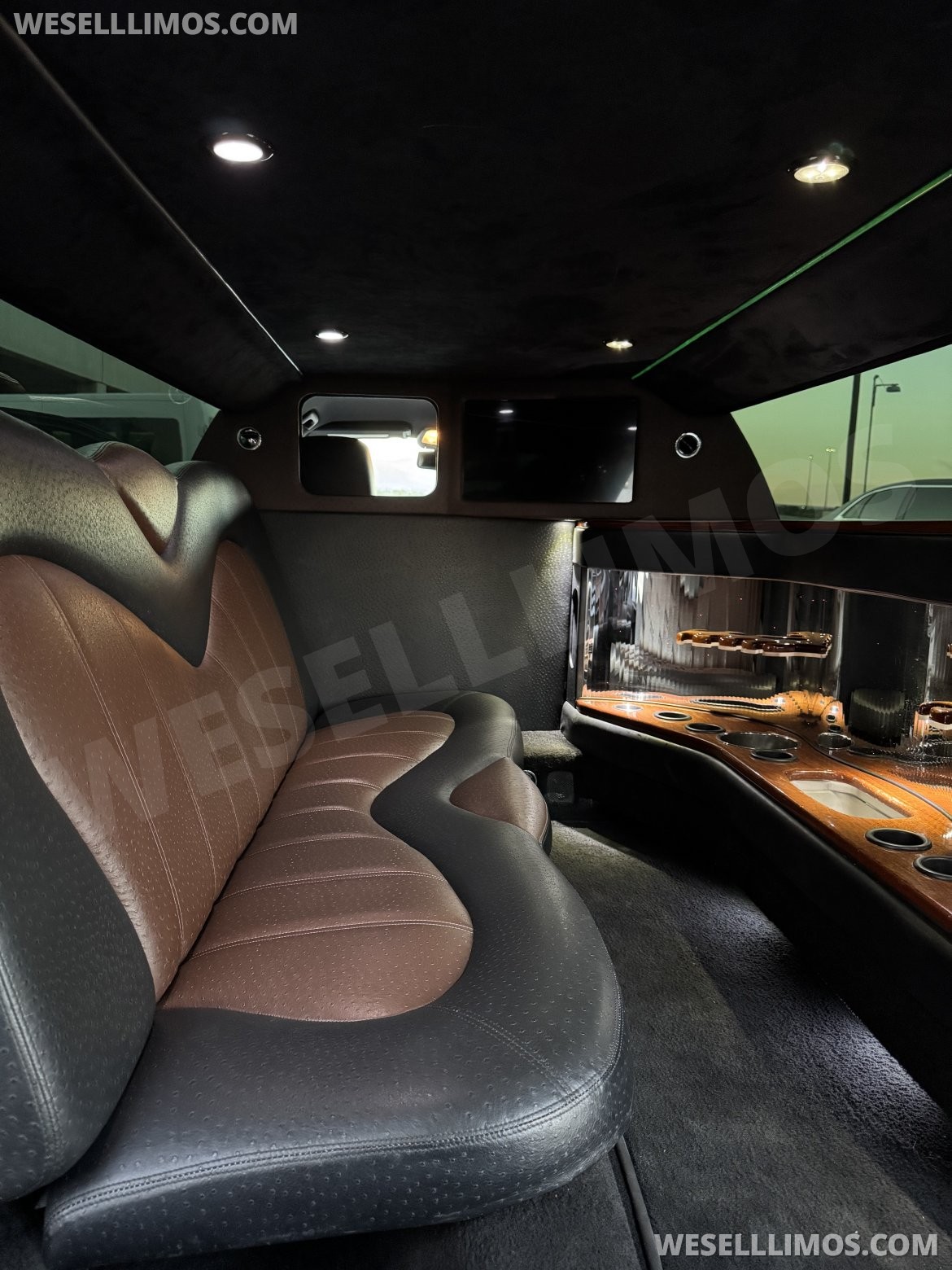 Photo of Limousine for sale: 2014 Chrysler 300 Limousine by Executive Coach Builder