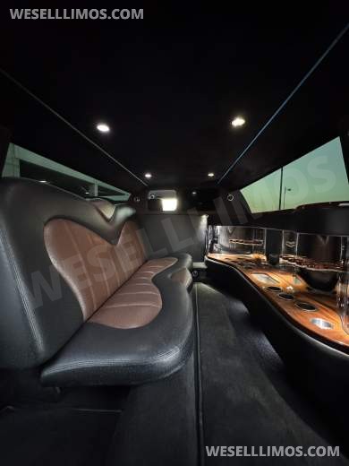 2014 Chrysler 300 Executive Coach Builder 7 Passenger Limousine**Priced to Sell**