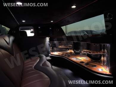 2014 Chrysler 300 Executive Coach Builder 7 Passenger Limousine**Priced to Sell**