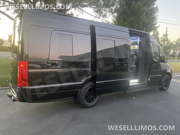 VIP Executive Mercedes Sprinter 2500