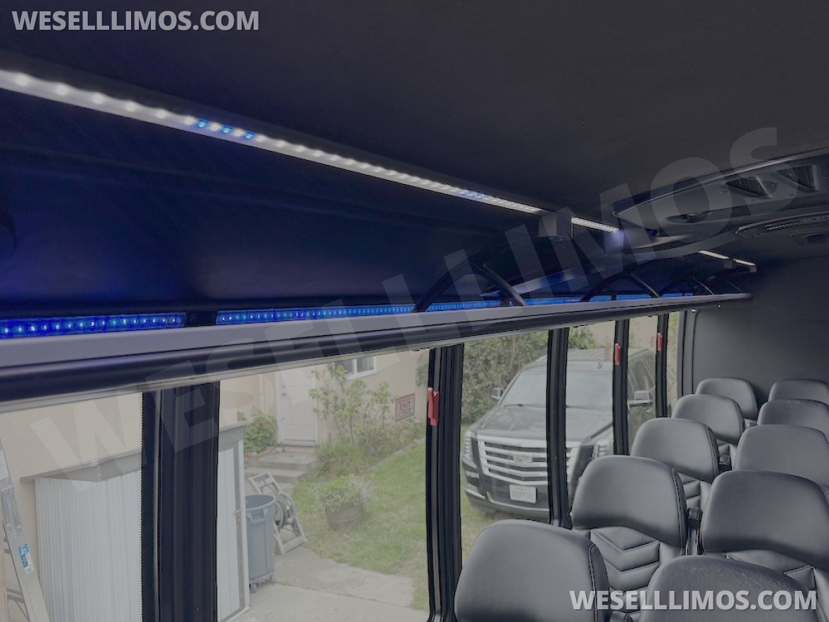 Photo of Executive Shuttle for sale: 2017 Ford F-550 by Grech GM33