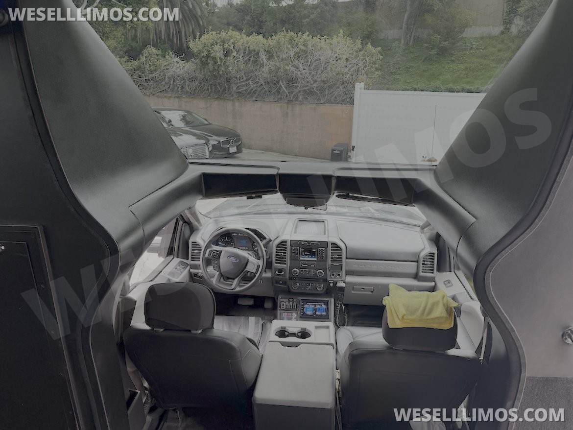 Photo of Executive Shuttle for sale: 2017 Ford F-550 by Grech GM33