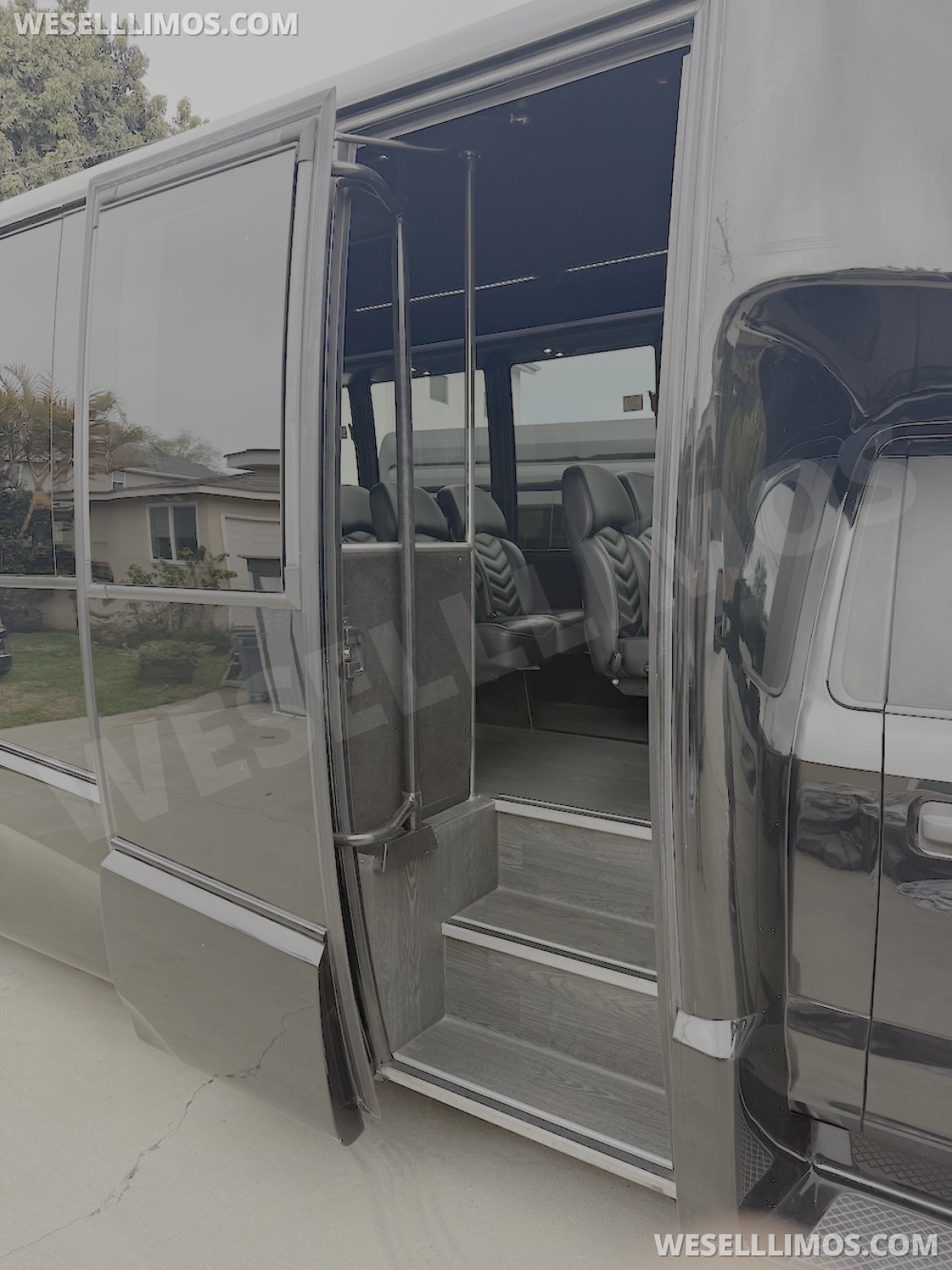 Photo of Executive Shuttle for sale: 2017 Ford F-550 by Grech GM33