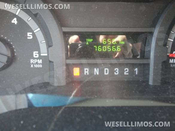 2013 LGE Ford E450 Limo Bus