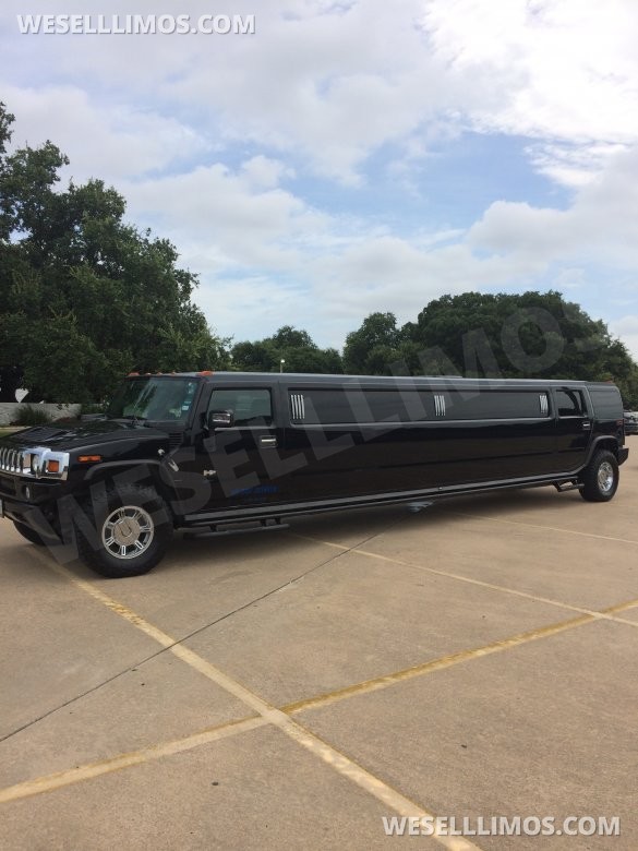 2007 Krystal Hummer H2 Limousine