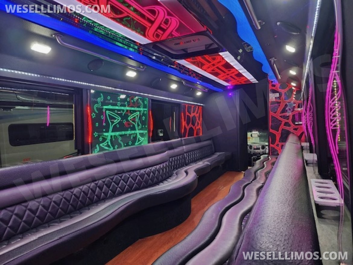 Photo of Limo Bus for sale: 2015 Ford F550 by LGE Coachworks