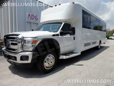 2015 LGE Ford F550 Limo Bus - Limo Bus for Sale in Delray Beach, FL - Photo 4