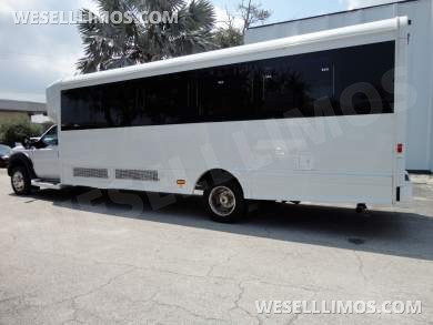 2015 LGE Ford F550 Limo Bus - Limo Bus for Sale in Delray Beach, FL - Photo 5