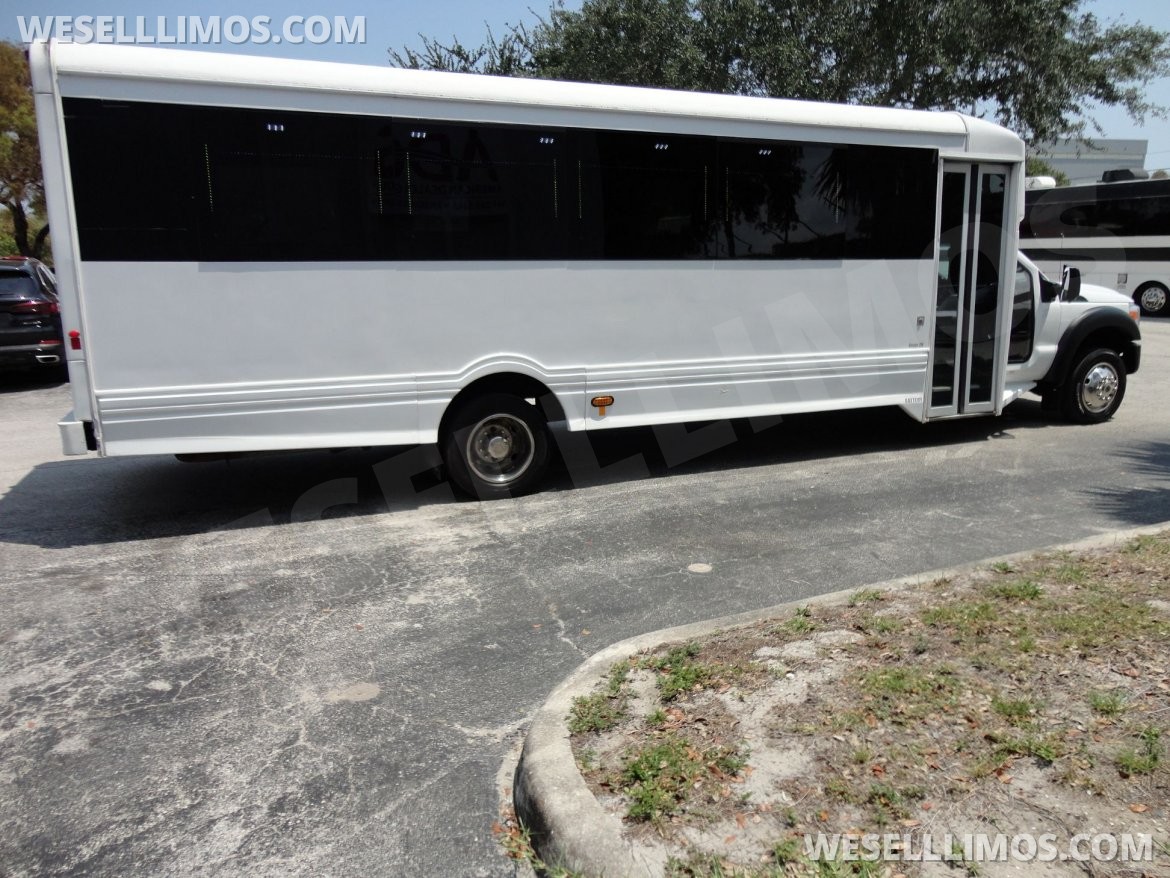 Photo of Limo Bus for sale: 2015 Ford F550 by LGE Coachworks