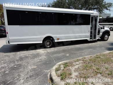 2015 LGE Ford F550 Limo Bus - Limo Bus for Sale in Delray Beach, FL - Photo 6
