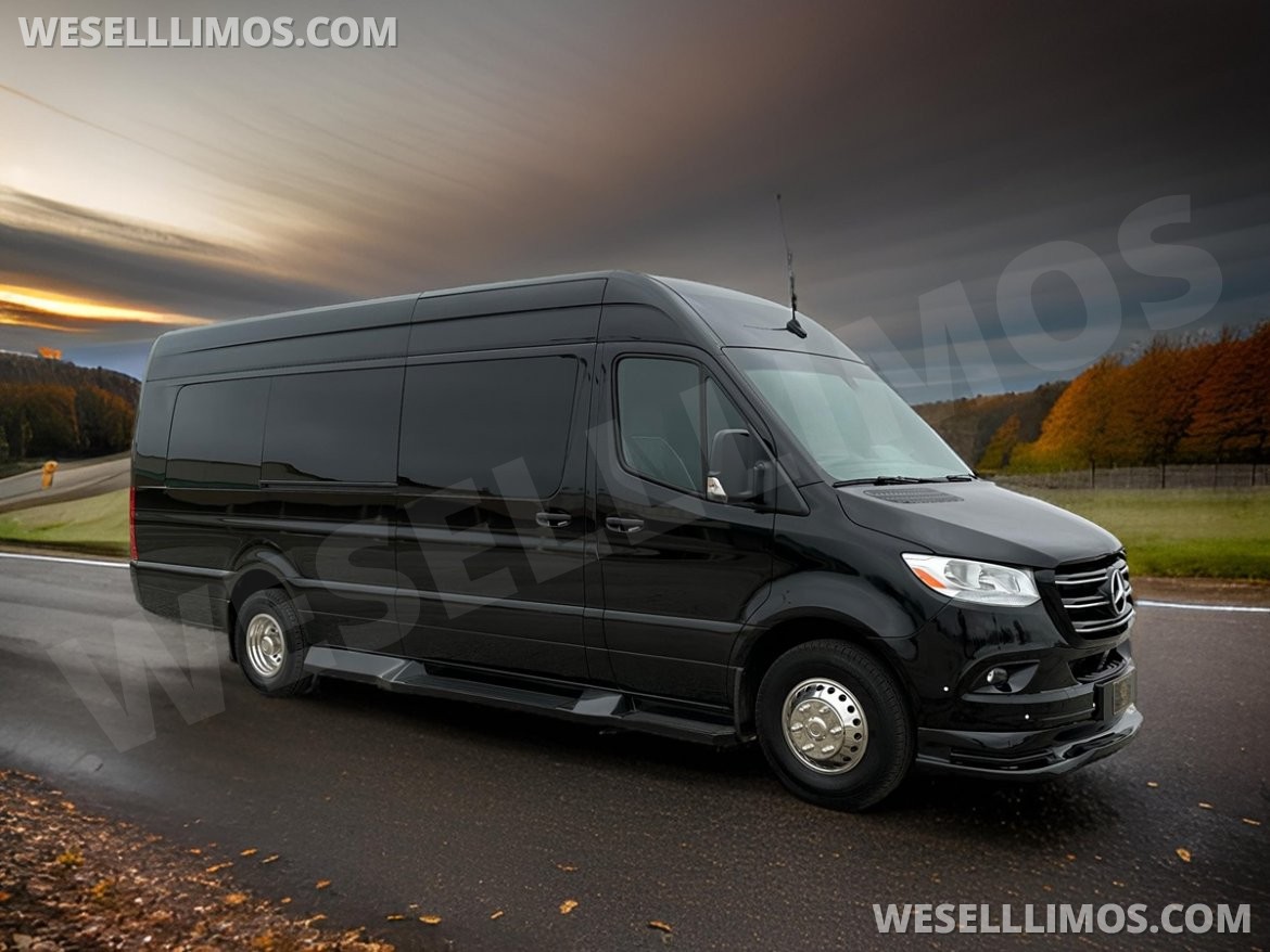Limo Bus for Sale in Erie, PA - Photo 17