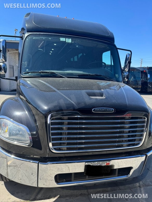 2018 Freightliner M2 Shuttle Bus for Sale in Laguna Niguel, CA - Main Photo