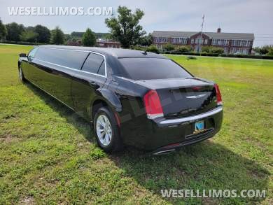 2023 Pinnacle  Chrysler 300 Limousine