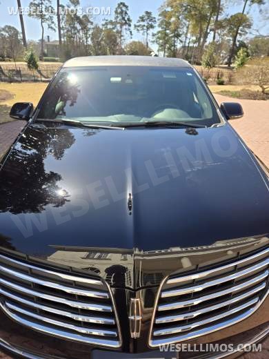 2019 Executive Coach Builders Lincoln MKT 72" 5-Door (Private Build) Limousine