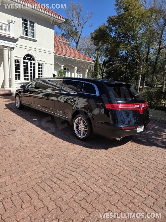 2019 Executive Coach Builders Lincoln MKT 72" 5-Door (Private Build) Limousine