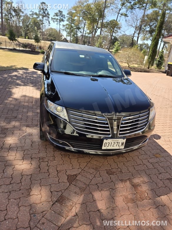 2019 Executive Coach Builders Lincoln MKT 72" 5-Door (Private Build) Limousine