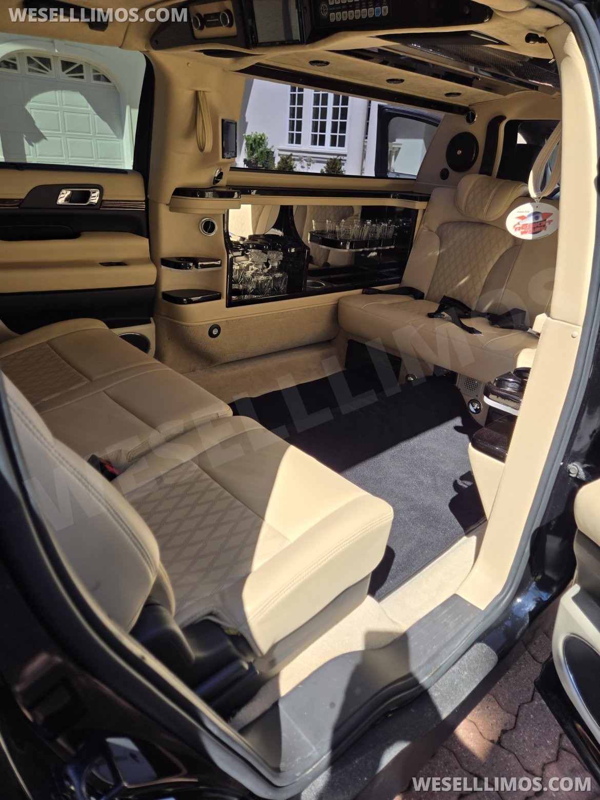 Photo of Limousine for sale: 2019 Lincoln MKT 72&quot; 5-Door (Private Build) 72&quot; by Executive Coach Builders