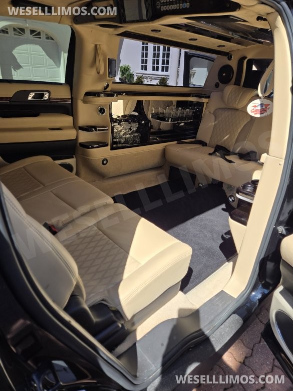 2019 Executive Coach Builders Lincoln MKT 72" 5-Door (Private Build) Limousine