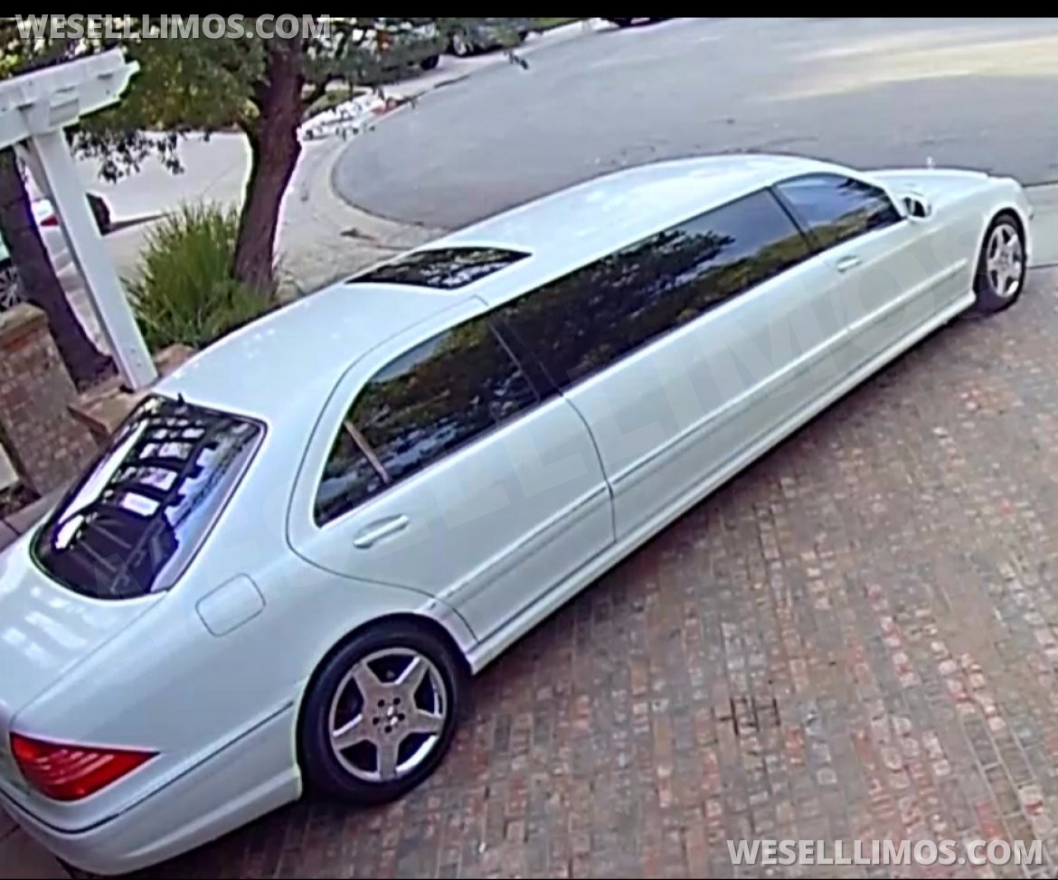 Limousine for sale: 2005 Mercedes-Benz S500 70"