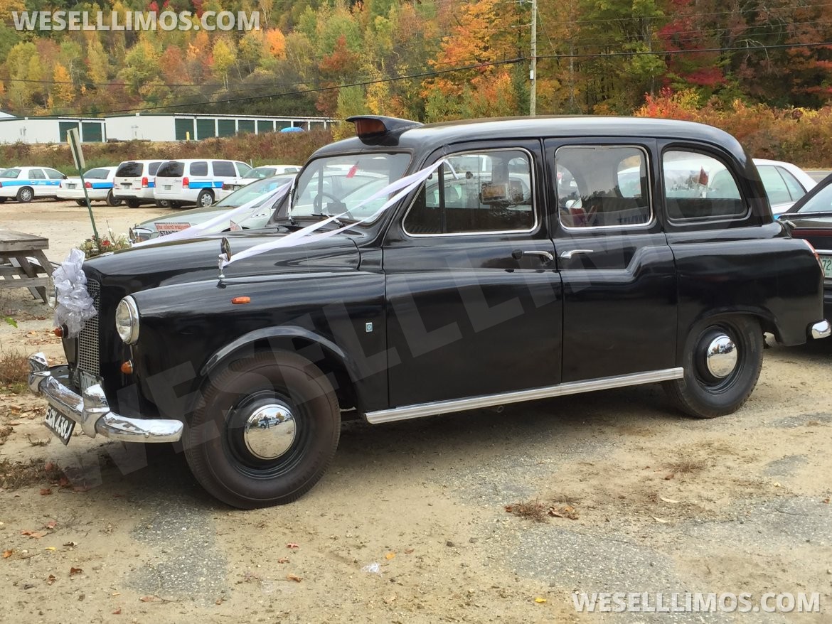 Photo of Antique for sale: 1970 Austin FX4 Diesel, London Taxi RHD Diesel by British Leyland