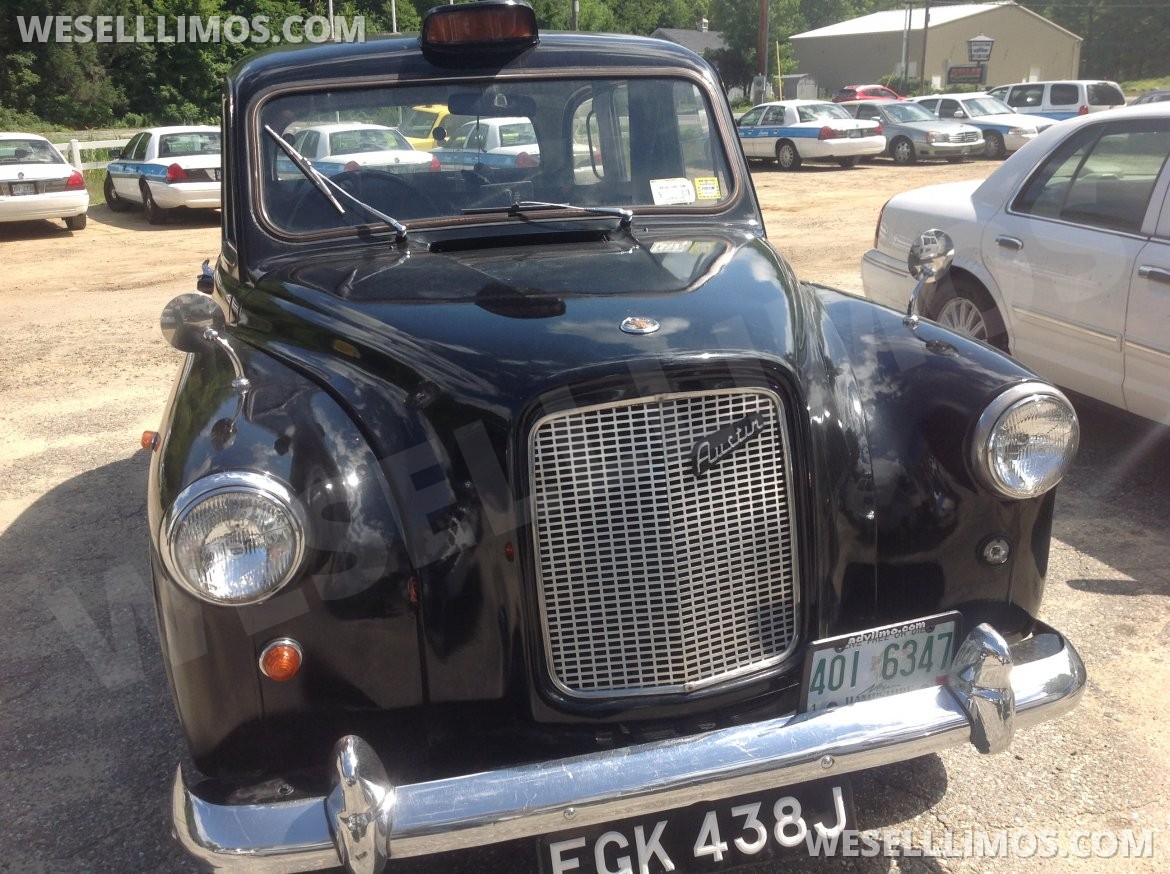 Photo of Antique for sale: 1970 Austin FX4 Diesel, London Taxi RHD Diesel by British Leyland