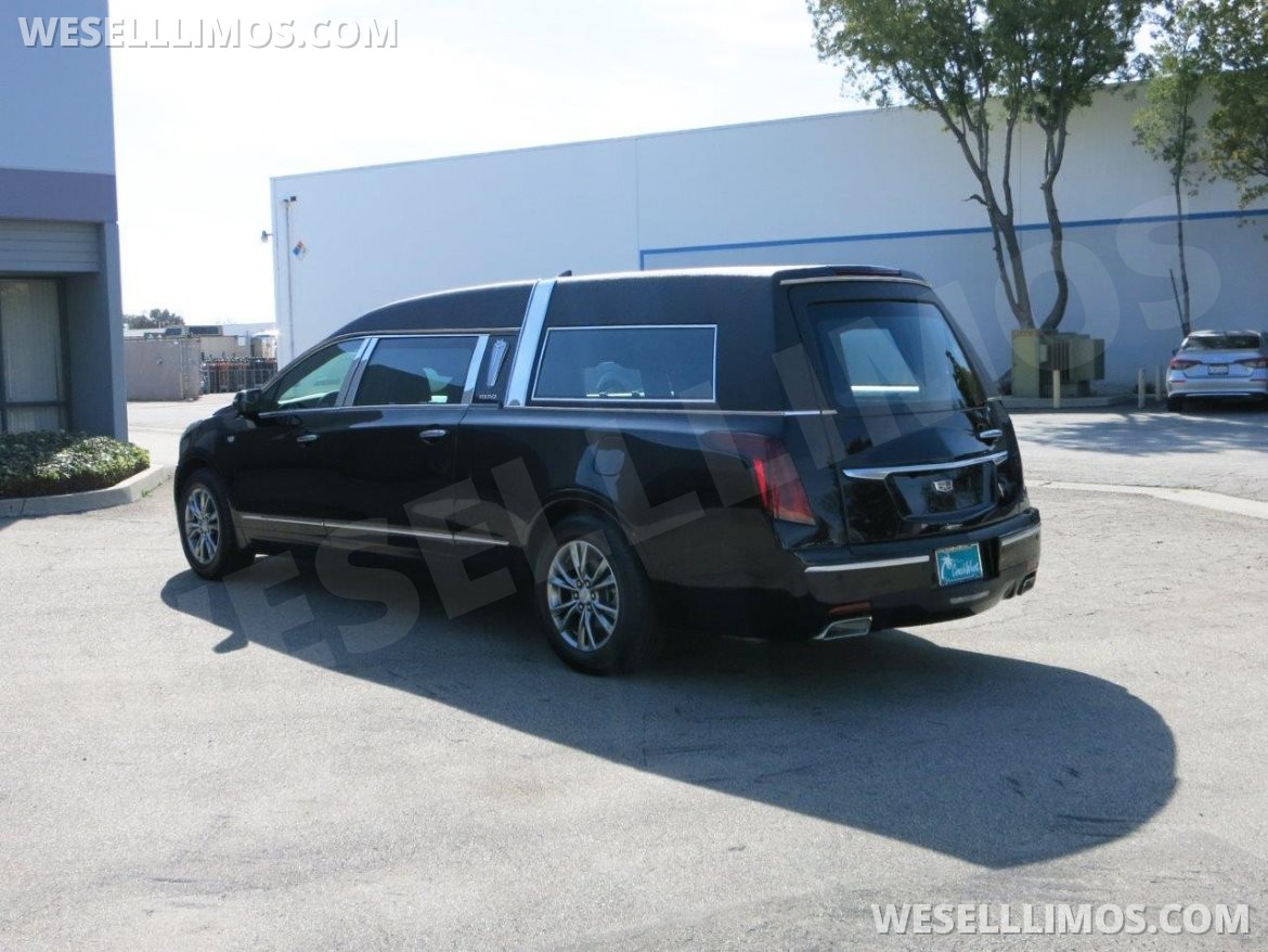 Photo of Funeral for sale: 2024 Cadillac XT5 Heritage by Federal Coach