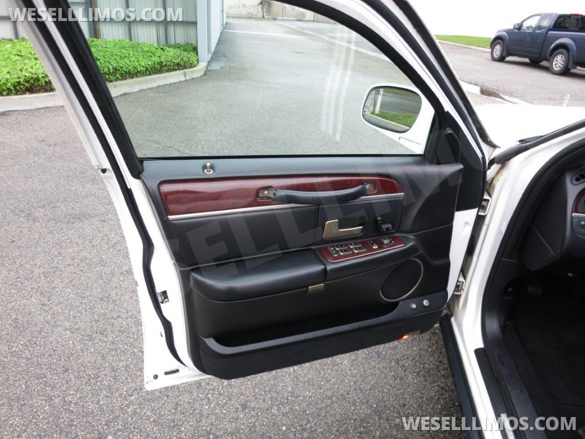 Photo of Limousine for sale: 2004 Lincoln Town Car 6-Door Limo by LCW