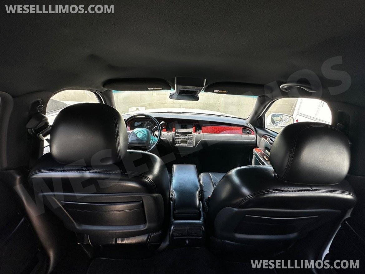 Photo of Limousine for sale: 2004 Lincoln Town Car 6-Door Limo by LCW