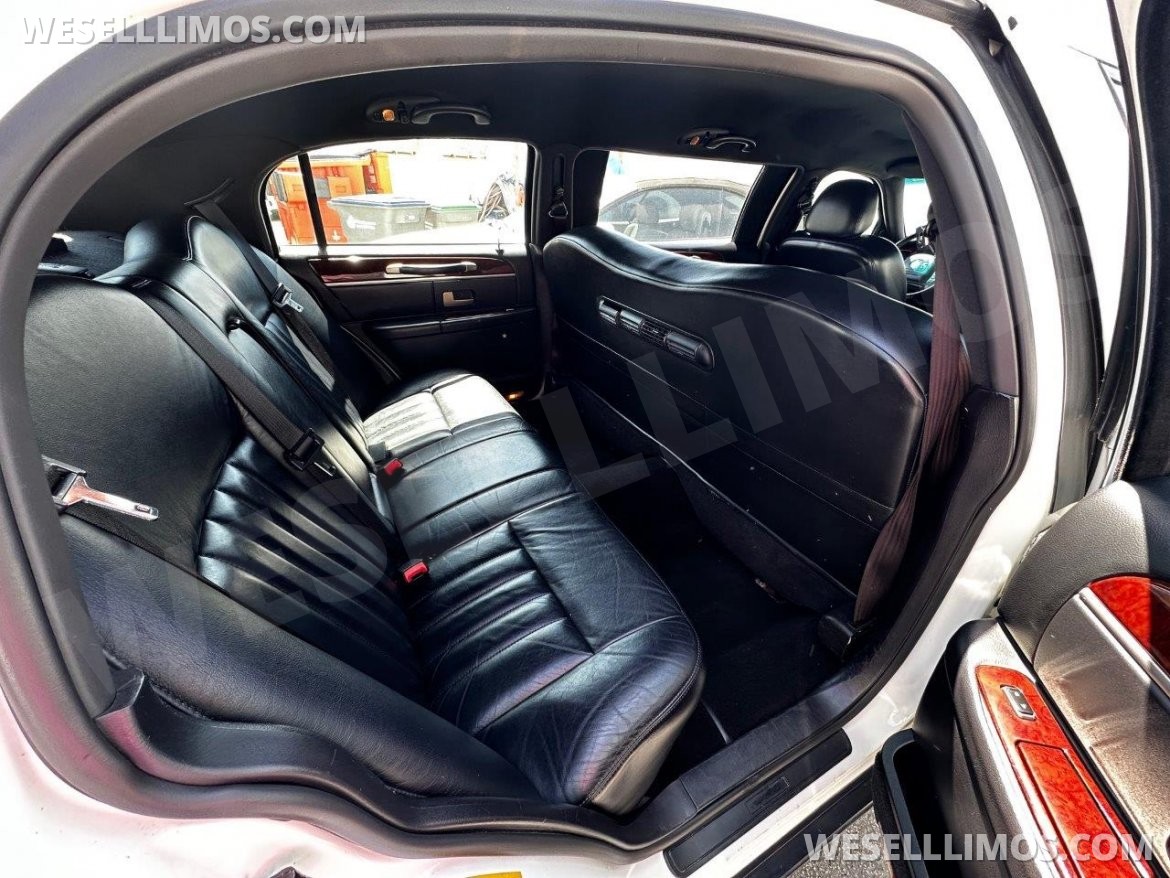 Photo of Limousine for sale: 2004 Lincoln Town Car 6-Door Limo by LCW