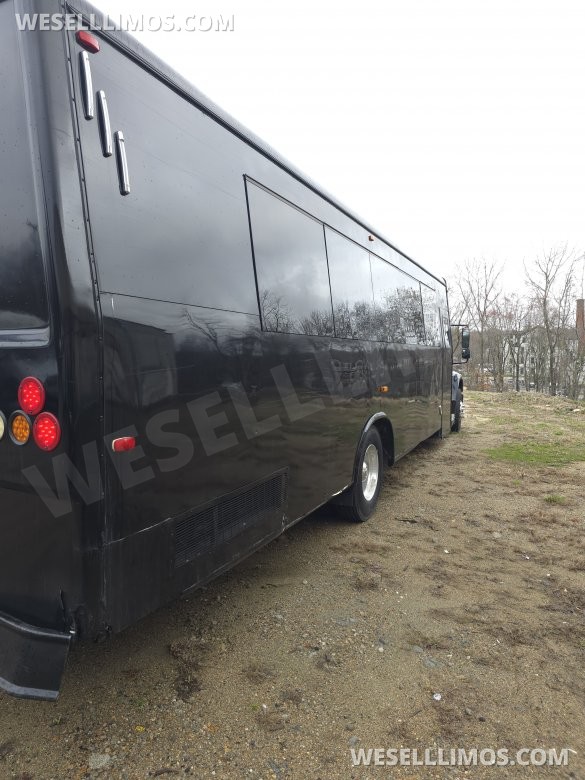 2011 Freightliner M2 Party Bus Limo Bus