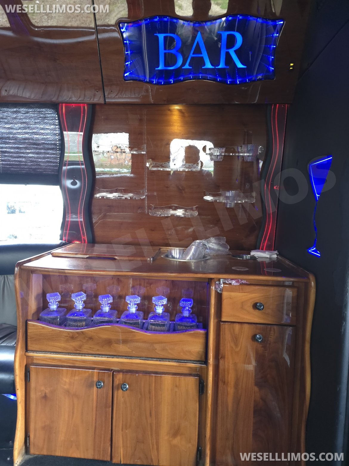 Photo of Limo Bus for sale: 2011 Freightliner M2 Party Bus 39&quot;