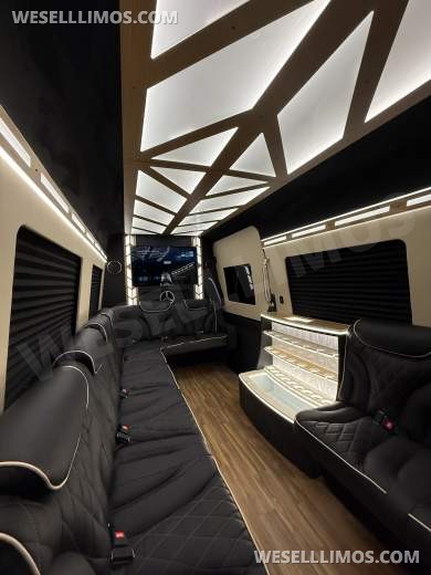 2025 LimoLand  Mercedes-Benz Sprinter  12 Passenger with Luggage