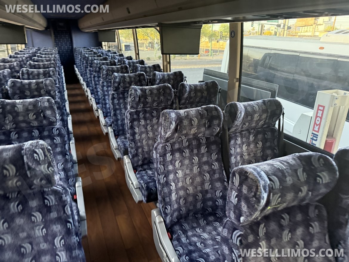 Motorcoach for Sale in Phoenix, AZ - Photo 5