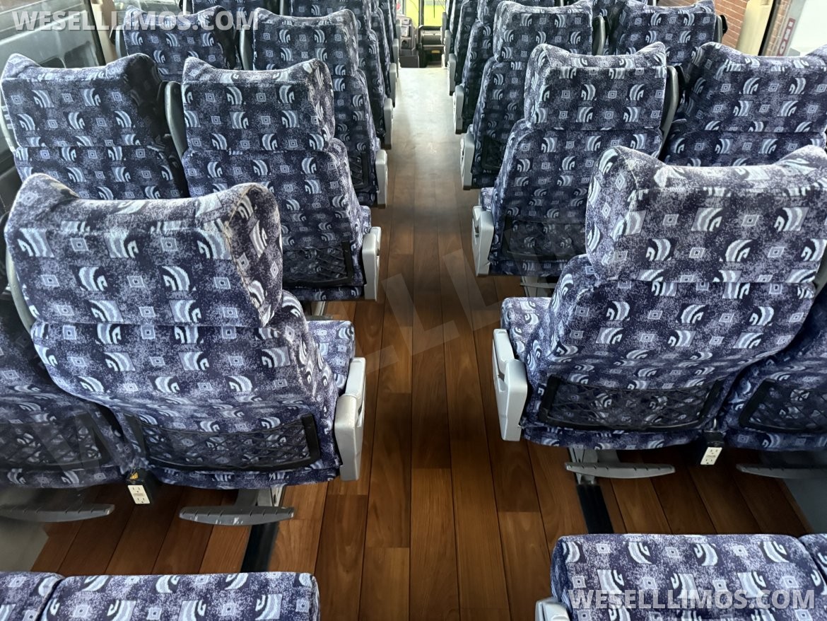 Motorcoach for Sale in Phoenix, AZ - Photo 6