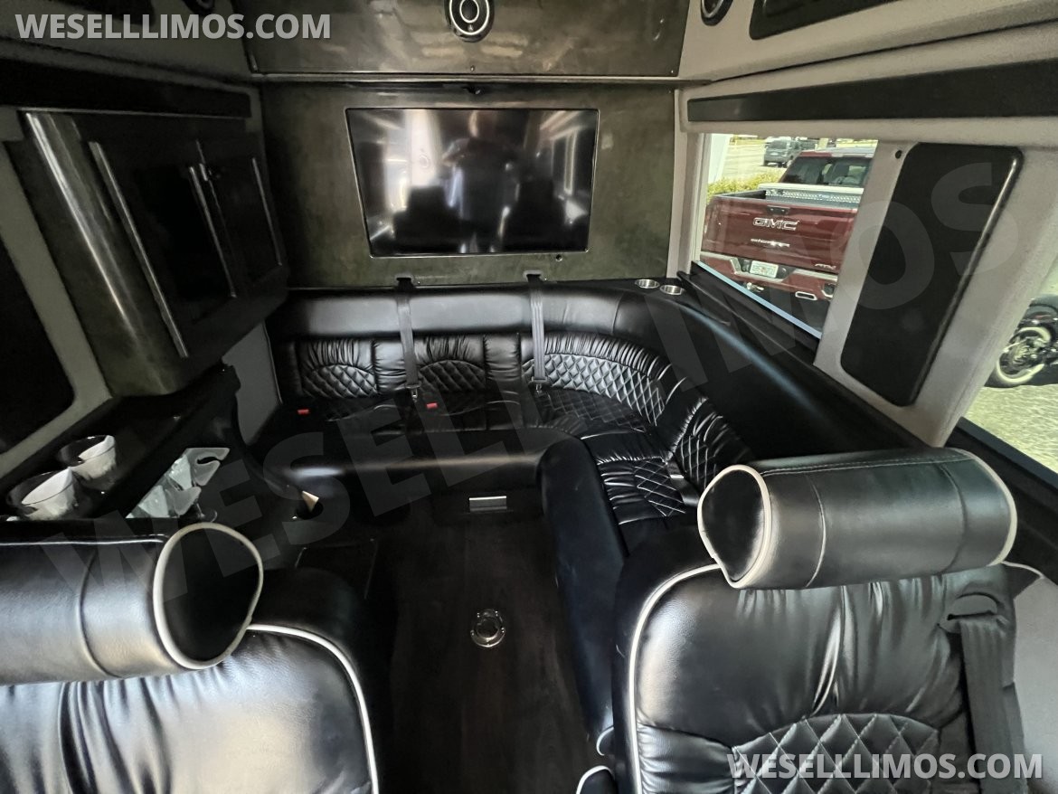 Sprinter for Sale in Pinellas Park, FL - Photo 12
