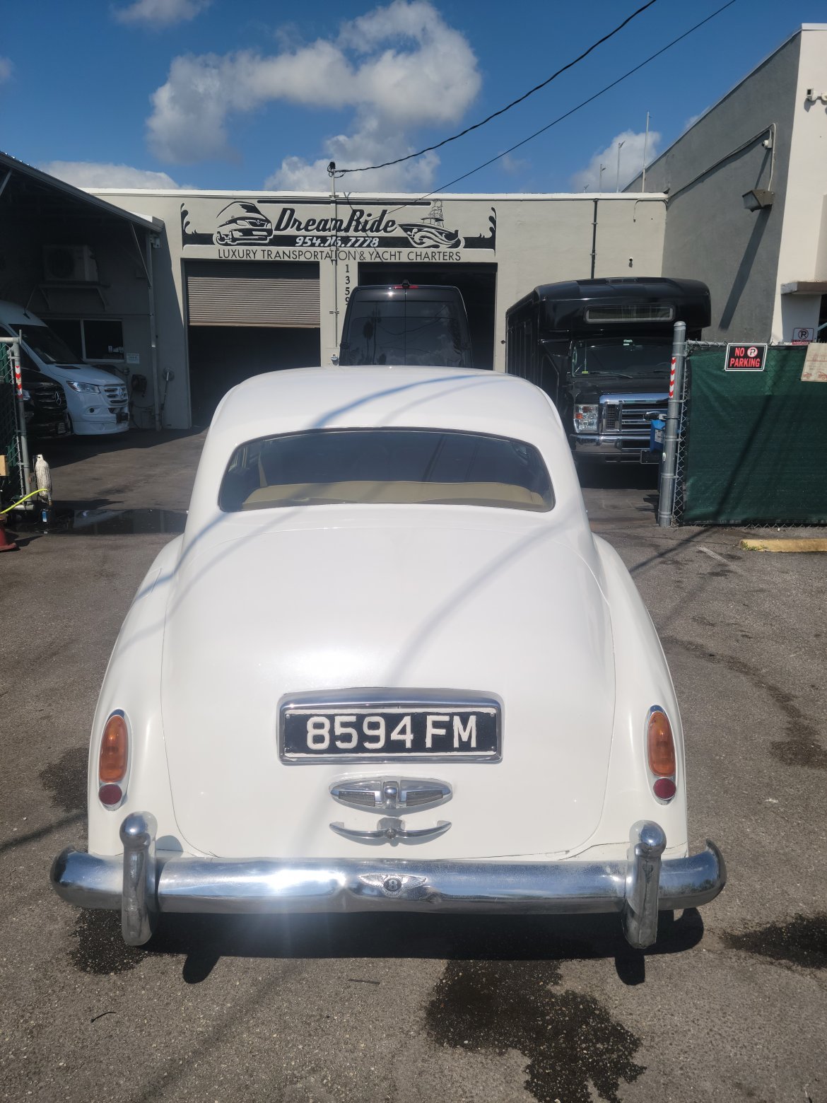 Photo of Antique for sale: 1961 Bentley S2 by Bentley