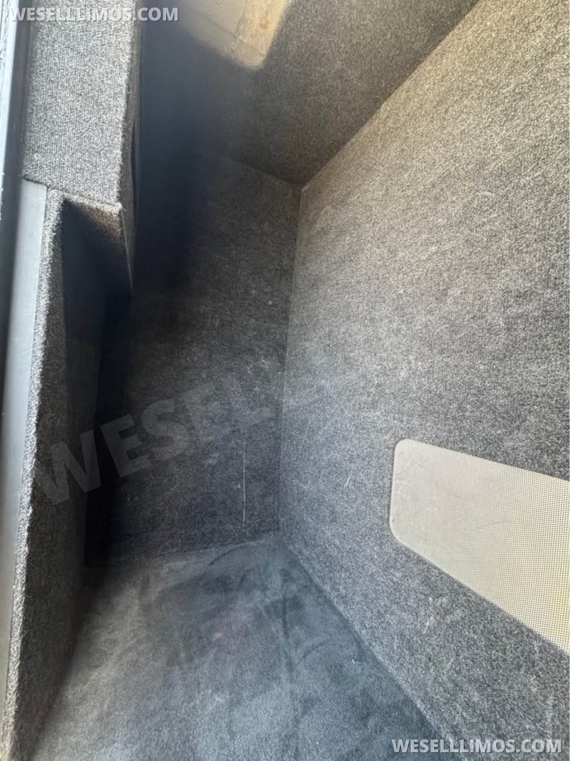 Executive Shuttle for Sale in Indianapolis, IN - Photo 7