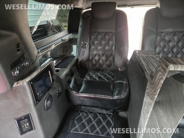 2019 Springfield Coach GMC Yukon SUV