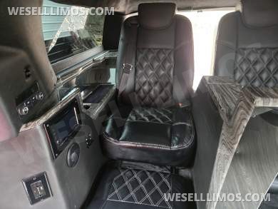 2019 Springfield Coach GMC Yukon SUV