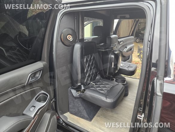2019 Springfield Coach GMC Yukon SUV