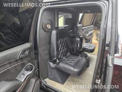 2019 Springfield Coach GMC Yukon SUV