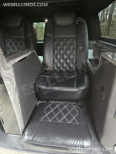 2019 Springfield Coach GMC Yukon SUV